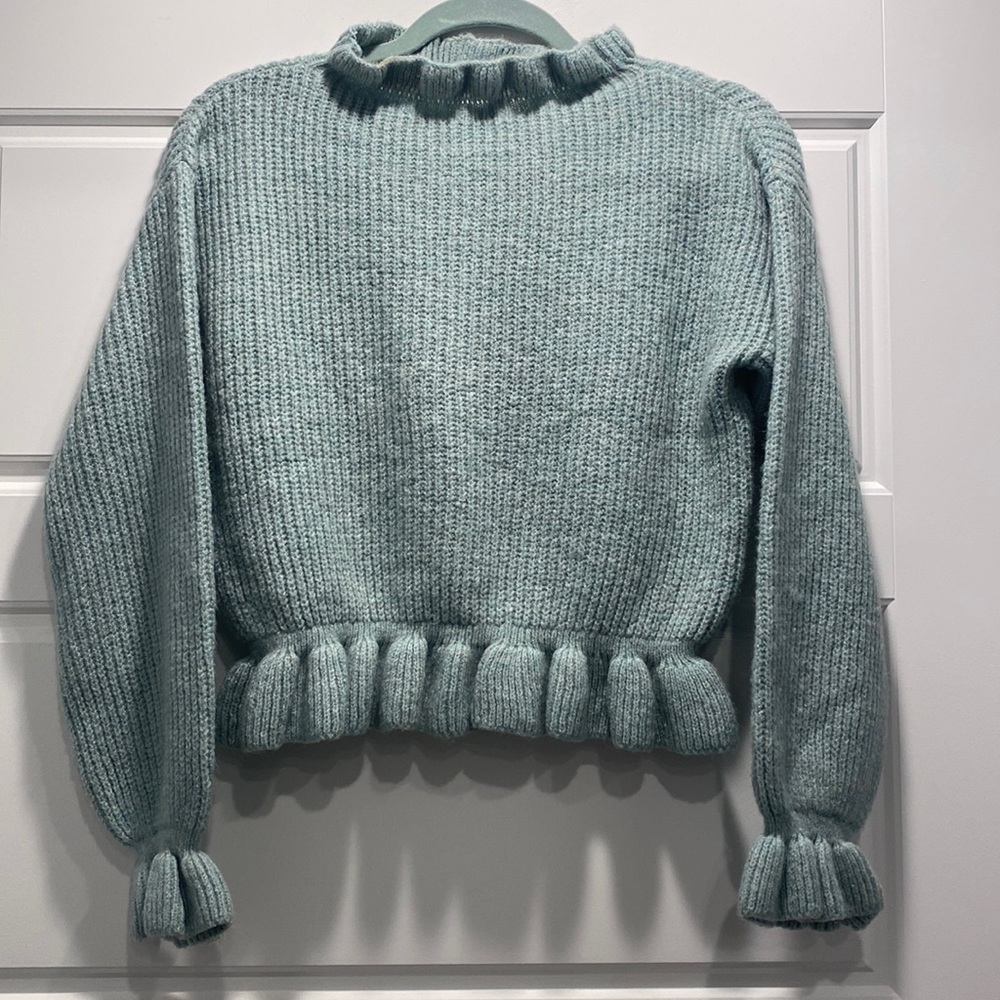 Topshop Sweater Size 4-6 Women’s Light Green Color Gently Worn